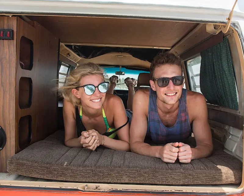 Viaje romántico en kombi por la Riviera Maya